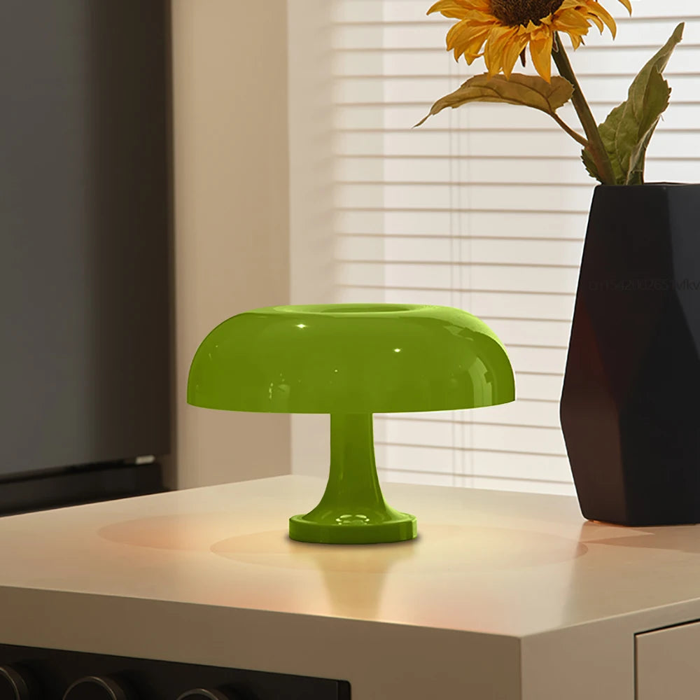 Retro Bauhaus lamp with glossy dome shade.